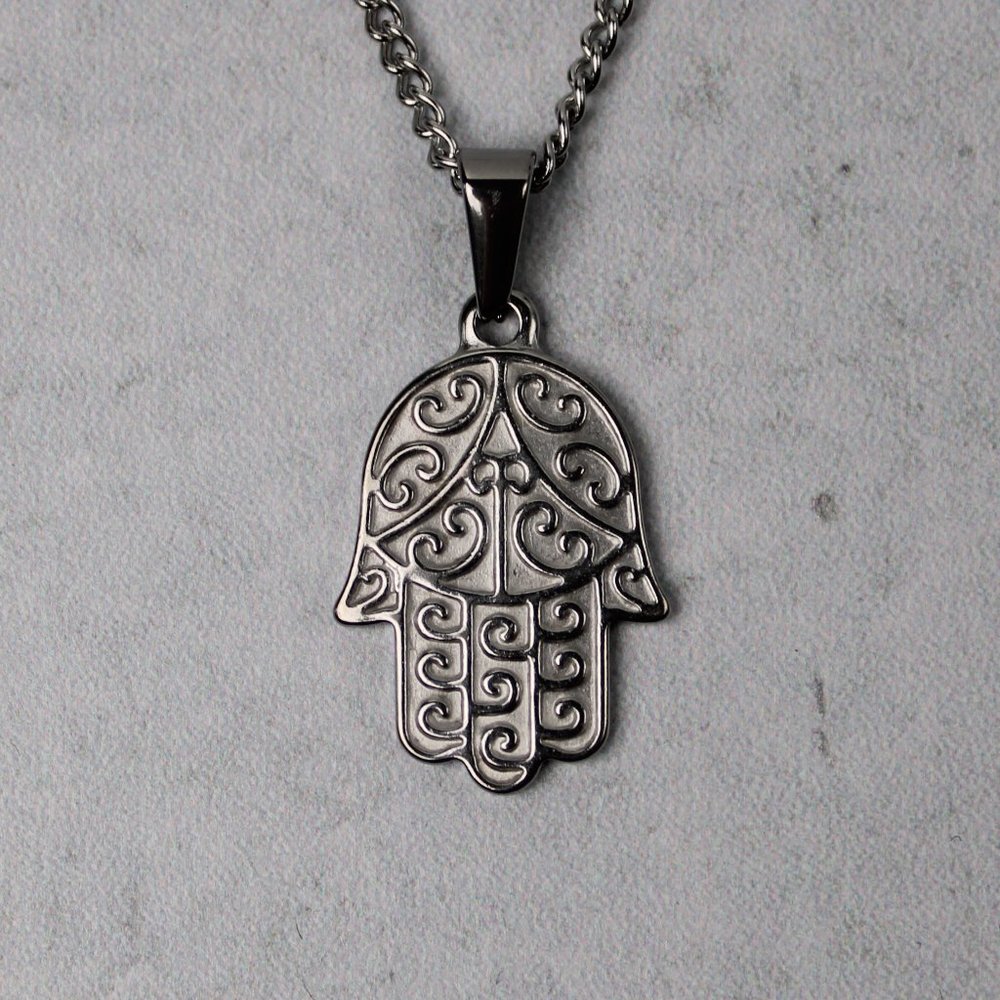Silver Hamsa Pendant Chain Necklace